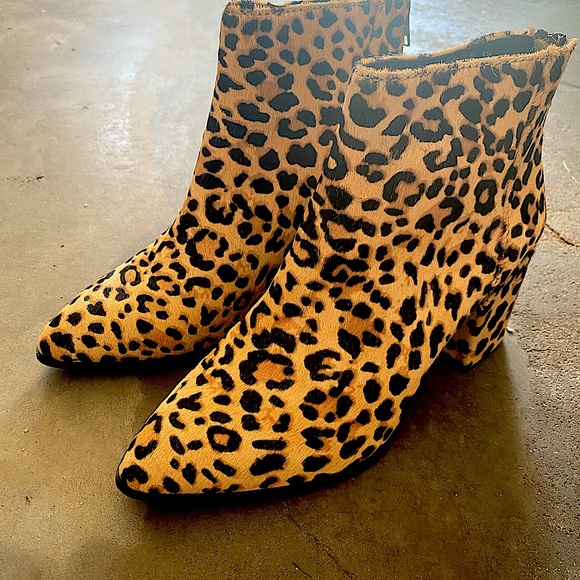 Steve Madden Booties - Picture 1 of 4